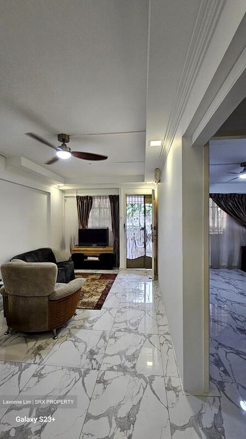 Blk 12 Pine Close (Geylang), HDB 3 Rooms #563930201